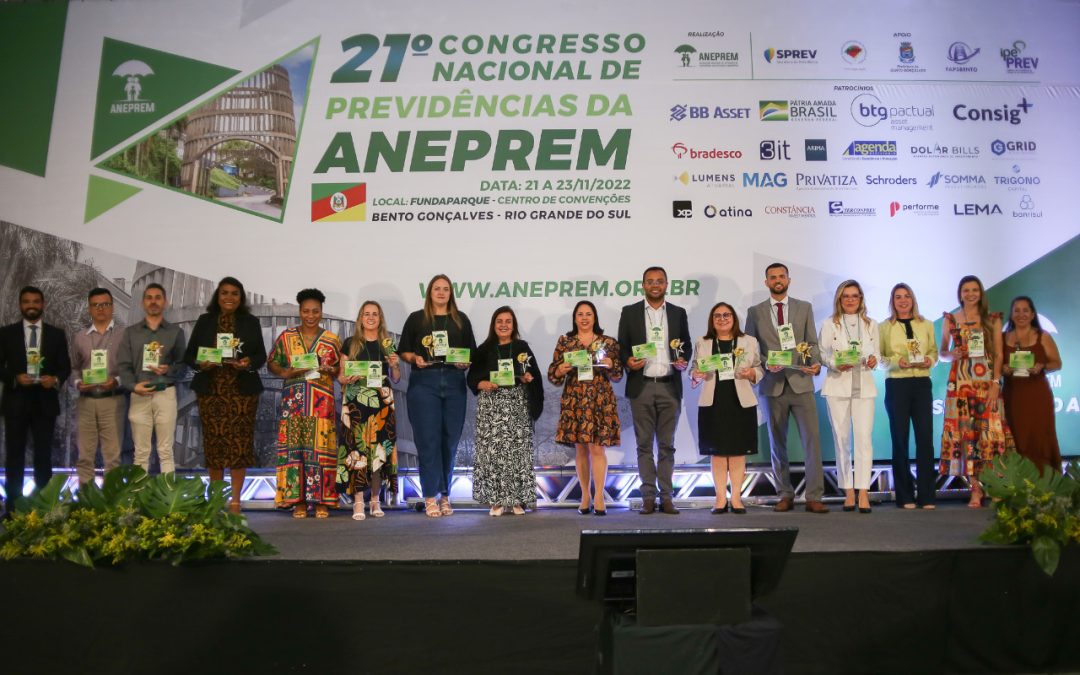 PREVCAR Recebe o Troféu de 5º Lugar de Boas Práticas de Gestão Previdenciária do 13º Prêmio ANEPREM, na Categoria Pequeno Porte.